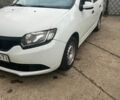 Білий Рено Логан, об'ємом двигуна 1.6 л та пробігом 206 тис. км за 4400 $, фото 6 на Automoto.ua