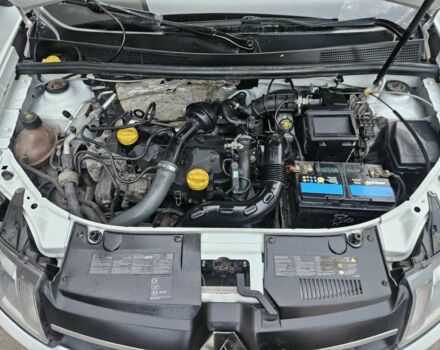 Белый Рено Логан, объемом двигателя 1.5 л и пробегом 138 тыс. км за 6800 $, фото 14 на Automoto.ua