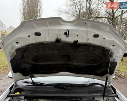 Белый Рено Логан, объемом двигателя 1.46 л и пробегом 190 тыс. км за 6900 $, фото 12 на Automoto.ua