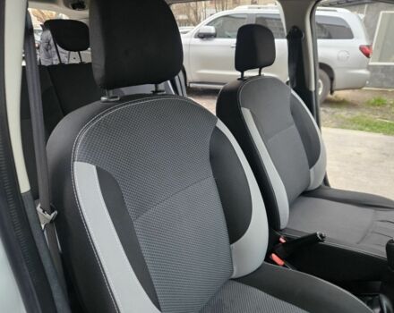 Белый Рено Логан, объемом двигателя 1.5 л и пробегом 138 тыс. км за 6800 $, фото 7 на Automoto.ua