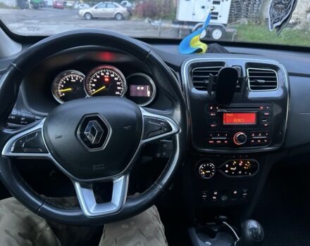 Рено Логан 2017 у Києві на Automoto.ua Білий Рено Логан, об'ємом двигуна 1.5 л та пробігом 300 тис. км за 8200 $, фото 10 на Automoto.ua