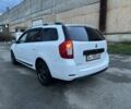 Белый Рено Логан, объемом двигателя 1.5 л и пробегом 300 тыс. км за 6500 $, фото 2 на Automoto.ua