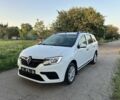 Білий Рено Логан, об'ємом двигуна 1.5 л та пробігом 56 тис. км за 9980 $, фото 1 на Automoto.ua