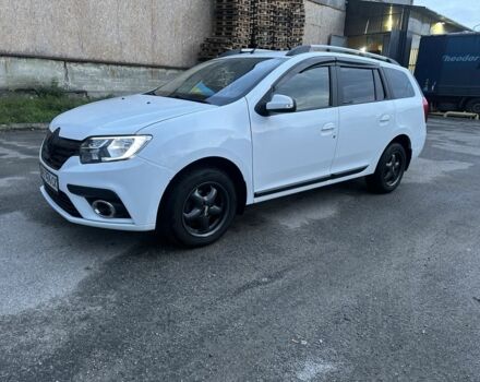 Белый Рено Логан, объемом двигателя 1.5 л и пробегом 300 тыс. км за 6500 $, фото 1 на Automoto.ua