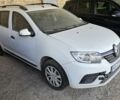 Білий Рено Логан, об'ємом двигуна 1.5 л та пробігом 320 тис. км за 4484 $, фото 3 на Automoto.ua