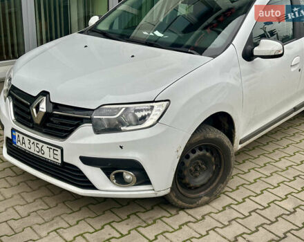 Білий Рено Логан, об'ємом двигуна 1.46 л та пробігом 300 тис. км за 5500 $, фото 3 на Automoto.ua