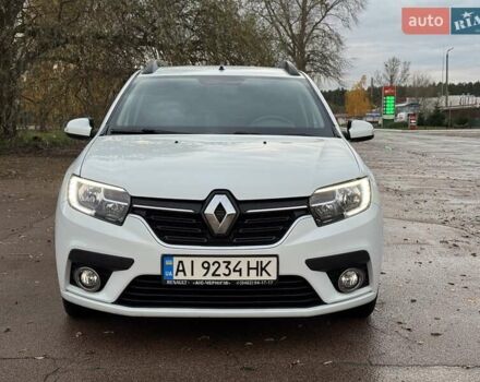 Белый Рено Логан, объемом двигателя 0.9 л и пробегом 73 тыс. км за 9000 $, фото 2 на Automoto.ua