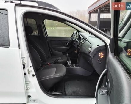 Білий Рено Логан, об'ємом двигуна 1.46 л та пробігом 94 тис. км за 8900 $, фото 14 на Automoto.ua