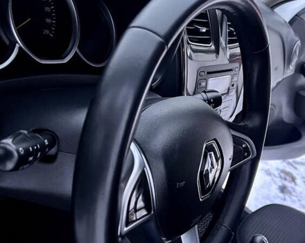 Білий Рено Логан, об'ємом двигуна 1.46 л та пробігом 70 тис. км за 10500 $, фото 30 на Automoto.ua