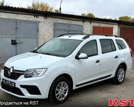 Белый Рено Логан, объемом двигателя 1.5 л и пробегом 73 тыс. км за 10300 $, фото 3 на Automoto.ua