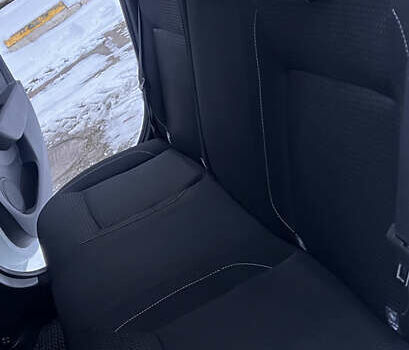 Білий Рено Логан, об'ємом двигуна 1.46 л та пробігом 70 тис. км за 10500 $, фото 17 на Automoto.ua