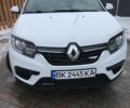 Білий Рено Логан, об'ємом двигуна 1.5 л та пробігом 120 тис. км за 3850 $, фото 1 на Automoto.ua