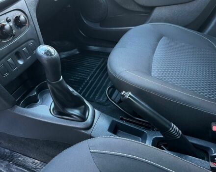 Белый Рено Логан, объемом двигателя 0 л и пробегом 59 тыс. км за 10600 $, фото 8 на Automoto.ua