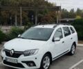 Белый Рено Логан, объемом двигателя 1.5 л и пробегом 75 тыс. км за 9999 $, фото 1 на Automoto.ua
