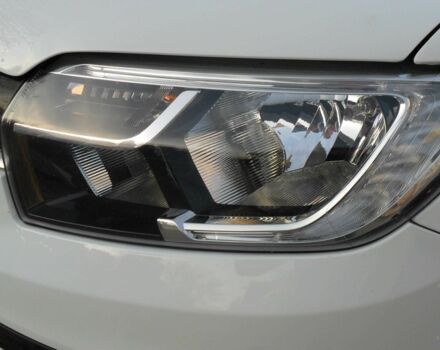 Белый Рено Логан, объемом двигателя 1.5 л и пробегом 128 тыс. км за 8400 $, фото 3 на Automoto.ua