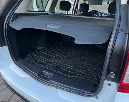 Белый Рено Логан, объемом двигателя 0 л и пробегом 59 тыс. км за 10600 $, фото 14 на Automoto.ua