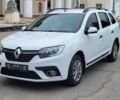 Білий Рено Логан, об'ємом двигуна 1.5 л та пробігом 63 тис. км за 10800 $, фото 1 на Automoto.ua