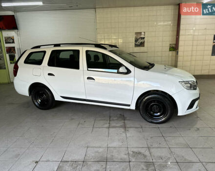 Білий Рено Логан, об'ємом двигуна 1.46 л та пробігом 152 тис. км за 9300 $, фото 3 на Automoto.ua