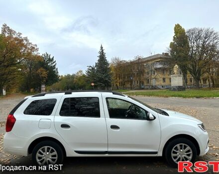 Белый Рено Логан, объемом двигателя 1.5 л и пробегом 73 тыс. км за 10300 $, фото 3 на Automoto.ua