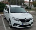 Белый Рено Логан, объемом двигателя 1.5 л и пробегом 75 тыс. км за 9999 $, фото 1 на Automoto.ua
