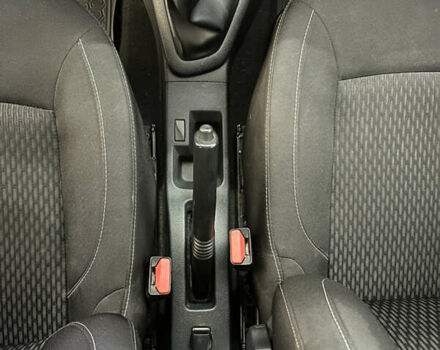 Білий Рено Логан, об'ємом двигуна 1.46 л та пробігом 152 тис. км за 9300 $, фото 18 на Automoto.ua