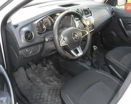 Белый Рено Логан, объемом двигателя 1.5 л и пробегом 128 тыс. км за 8400 $, фото 8 на Automoto.ua