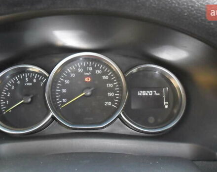 Белый Рено Логан, объемом двигателя 1.5 л и пробегом 128 тыс. км за 8400 $, фото 11 на Automoto.ua