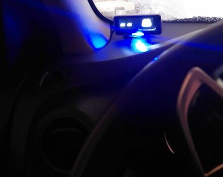 Белый Рено Логан, объемом двигателя 1.5 л и пробегом 75 тыс. км за 9999 $, фото 9 на Automoto.ua