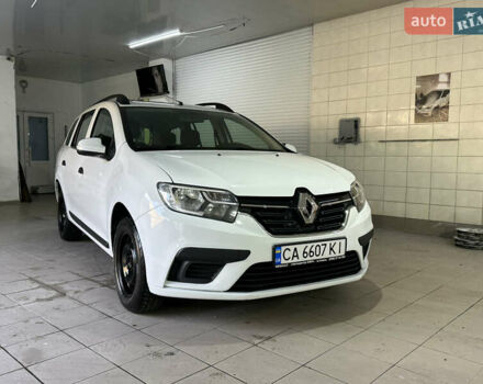 Білий Рено Логан, об'ємом двигуна 1.46 л та пробігом 152 тис. км за 9300 $, фото 1 на Automoto.ua