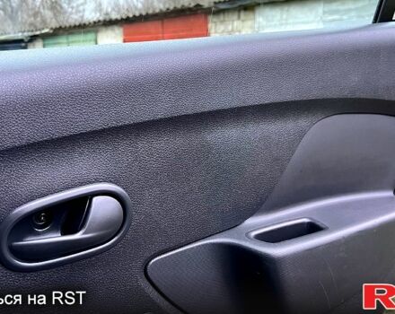 Белый Рено Логан, объемом двигателя 1.5 л и пробегом 63 тыс. км за 9800 $, фото 7 на Automoto.ua