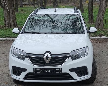 Белый Рено Логан, объемом двигателя 0 л и пробегом 69 тыс. км за 10700 $, фото 6 на Automoto.ua