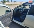 Белый Рено Логан, объемом двигателя 0.9 л и пробегом 50 тыс. км за 11000 $, фото 5 на Automoto.ua