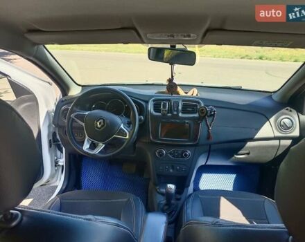 Белый Рено Логан, объемом двигателя 0.9 л и пробегом 50 тыс. км за 11000 $, фото 12 на Automoto.ua