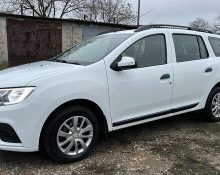 Белый Рено Логан, объемом двигателя 1.5 л и пробегом 63 тыс. км за 10500 $, фото 2 на Automoto.ua