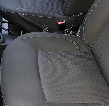 Белый Рено Логан, объемом двигателя 1.46 л и пробегом 69 тыс. км за 11500 $, фото 3 на Automoto.ua