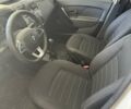 Белый Рено Логан, объемом двигателя 1 л и пробегом 206 тыс. км за 6000 $, фото 4 на Automoto.ua
