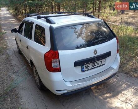 Белый Рено Логан, объемом двигателя 0.9 л и пробегом 82 тыс. км за 9500 $, фото 5 на Automoto.ua