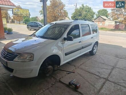 Білий Рено Логан, об'ємом двигуна 1.4 л та пробігом 350 тис. км за 3519 $, фото 1 на Automoto.ua