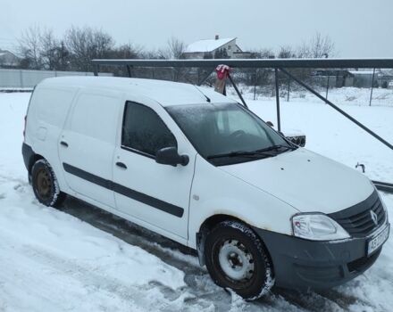 Белый Рено Логан, объемом двигателя 1.6 л и пробегом 250 тыс. км за 3500 $, фото 1 на Automoto.ua