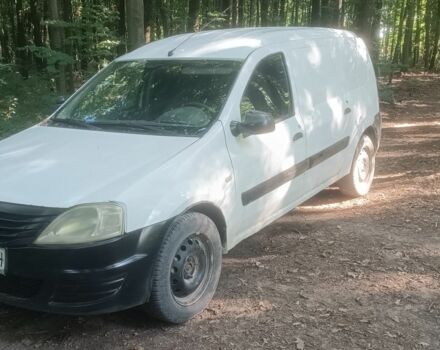 Белый Рено Логан, объемом двигателя 0 л и пробегом 469 тыс. км за 1000 $, фото 1 на Automoto.ua