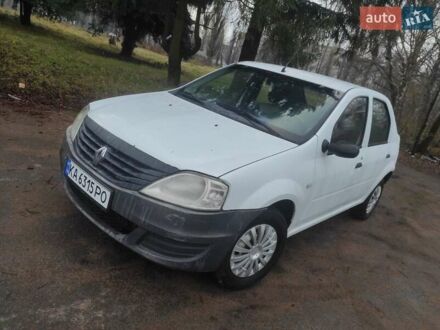 Белый Рено Логан, объемом двигателя 1.39 л и пробегом 241 тыс. км за 2650 $, фото 1 на Automoto.ua