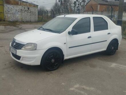 Білий Рено Логан, об'ємом двигуна 1.39 л та пробігом 280 тис. км за 3500 $, фото 1 на Automoto.ua