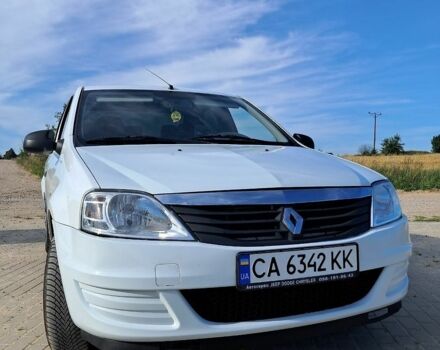 Білий Рено Логан, об'ємом двигуна 1.39 л та пробігом 159 тис. км за 4000 $, фото 1 на Automoto.ua