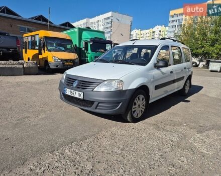 Белый Рено Логан, объемом двигателя 1.6 л и пробегом 184 тыс. км за 4500 $, фото 1 на Automoto.ua