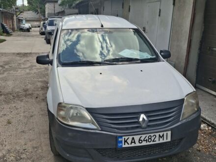 Белый Рено Логан, объемом двигателя 1.6 л и пробегом 380 тыс. км за 2500 $, фото 1 на Automoto.ua