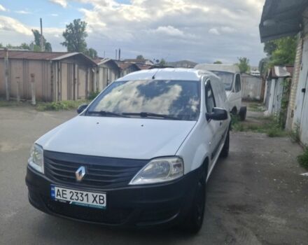 Белый Рено Логан, объемом двигателя 1.5 л и пробегом 258 тыс. км за 3900 $, фото 1 на Automoto.ua