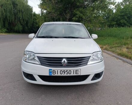 Білий Рено Логан, об'ємом двигуна 1.4 л та пробігом 246 тис. км за 2500 $, фото 1 на Automoto.ua