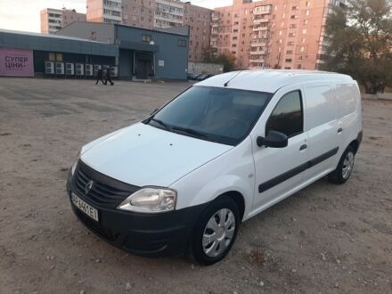 Рено Логан 2011 в Запорожье на Automoto.ua Белый Рено Логан, объемом двигателя 1.6 л и пробегом 167 тыс. км за 3400 $, фото 1 на Automoto.ua