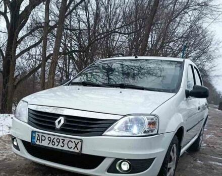 Білий Рено Логан, об'ємом двигуна 1.39 л та пробігом 229 тис. км за 5000 $, фото 1 на Automoto.ua