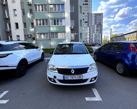 Белый Рено Логан, объемом двигателя 1.4 л и пробегом 105 тыс. км за 2500 $, фото 1 на Automoto.ua